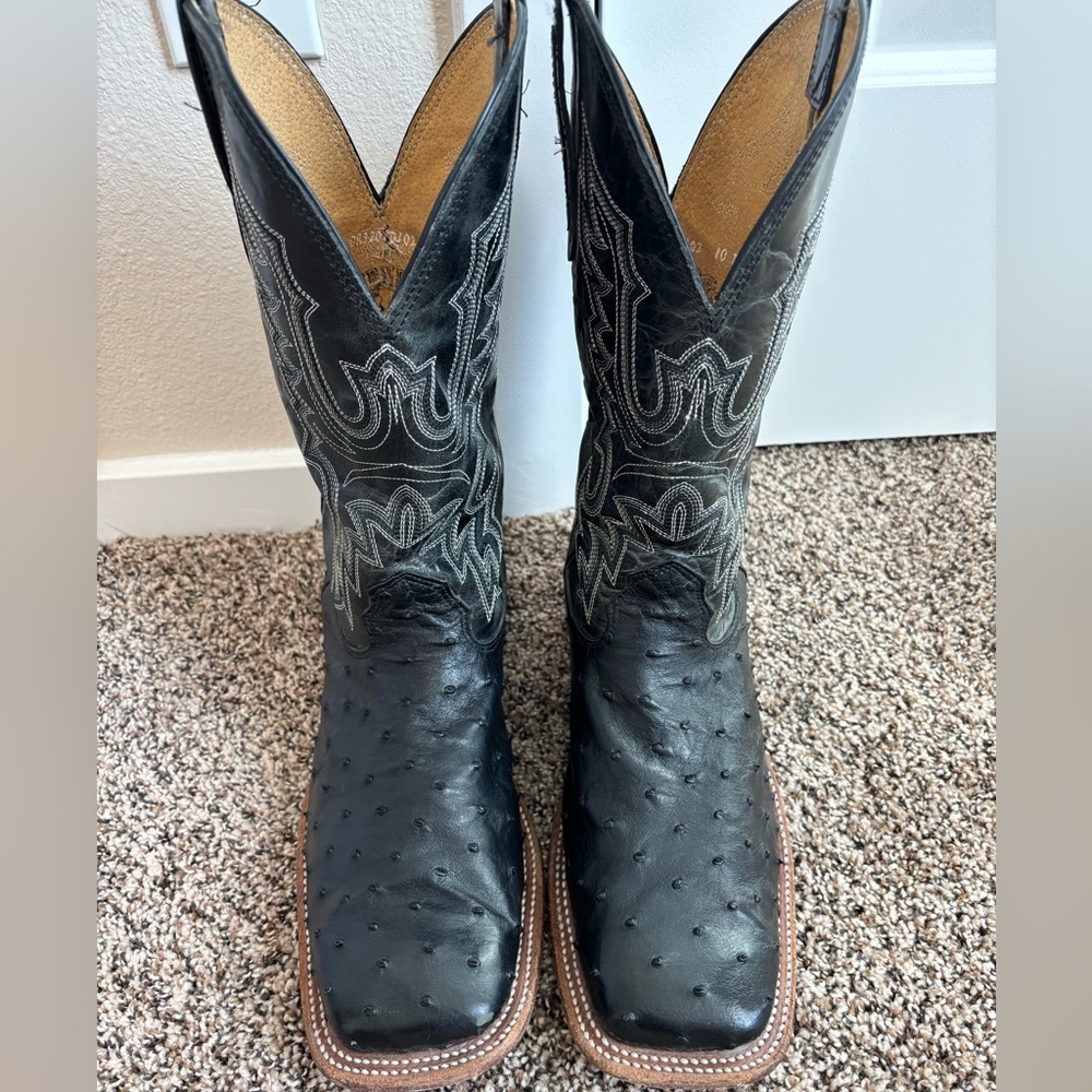 Men’s full quill ostrich cowboy boots